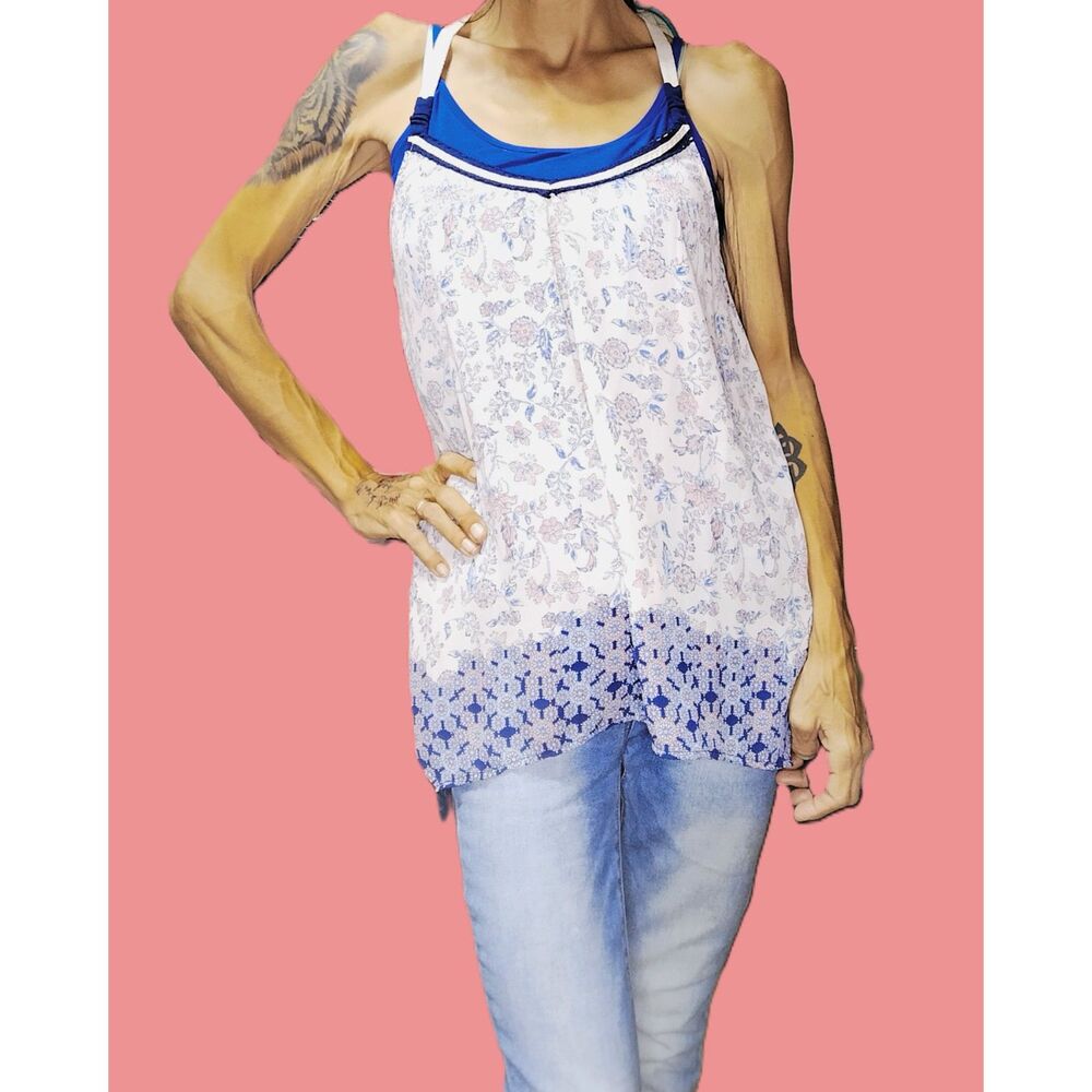 Dainty Floral Racerback Knit Detail Tank Top ~ Medium ~ Maurices